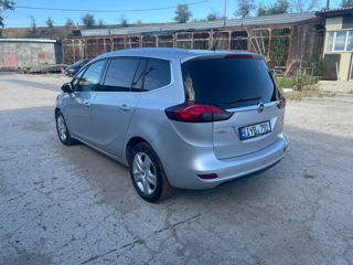 Opel Zafira foto 4