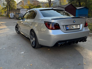 BMW 5 Series foto 5