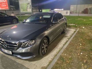 Mercedes E-Class foto 3