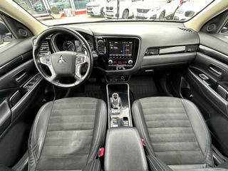 Mitsubishi Outlander foto 8