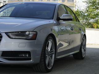 Audi S4 foto 2