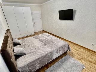 Apartament cu 2 camere, 75 m², Buiucani, Chișinău