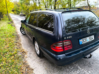 Mercedes E-Class foto 5