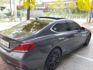 Genesis G70 foto 1