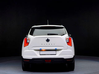 Ssangyong Tivoli foto 4