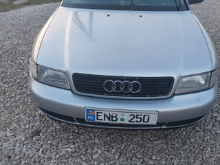 Audi A4 foto 2