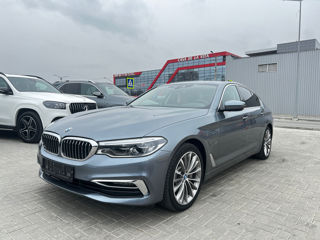 BMW 5 Series foto 3