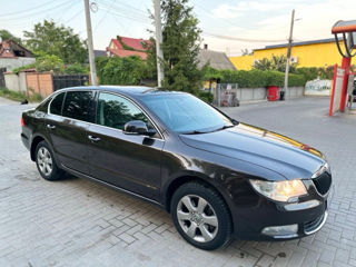 Skoda Superb foto 3