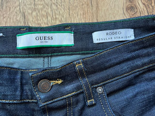 Blugi Guess foto 4