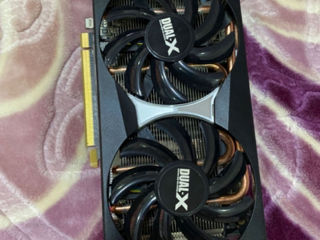 Seria AMD Radeon R9 200 / R9 270X4GB GDDR5