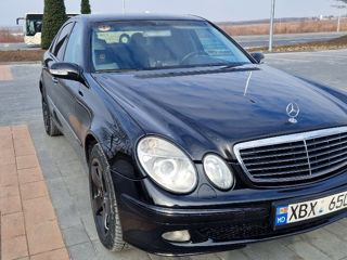 Mercedes E-Class foto 8