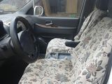 KIA Carnival foto 5