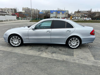 Mercedes E-Class foto 3