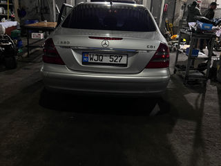 Mercedes E-Class foto 7