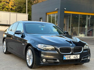 BMW 5 Series foto 3