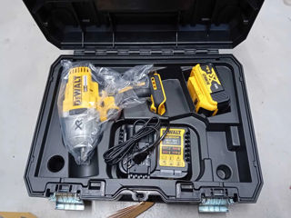 Гайковерт DeWalt DCF 899 foto 1