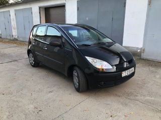 Mitsubishi Colt foto 4