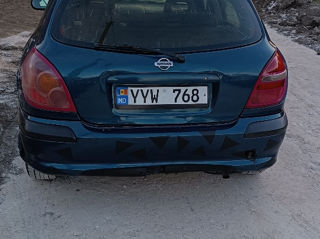 Nissan Almera foto 3