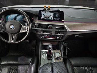 BMW 5 Series foto 6