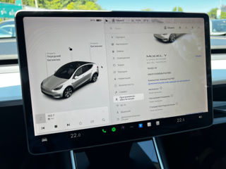 Tesla Model Y foto 15