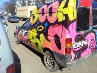 Ford Courier foto 2