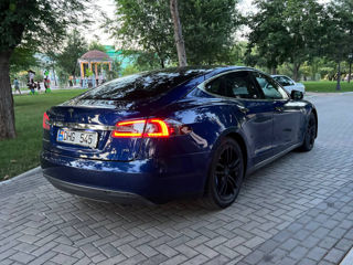 Tesla Model S foto 4