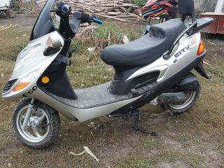 Honda moped foto 1