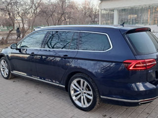 Volkswagen Passat foto 6