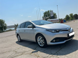 Toyota Auris foto 2