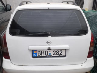 Opel Astra foto 4