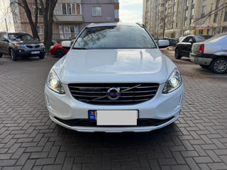 Volvo XC60 foto 2