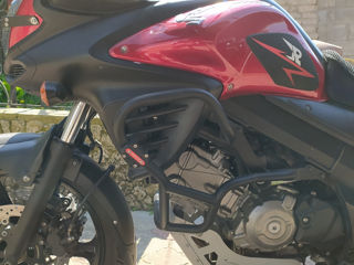 Suzuki V-strom 650 foto 4