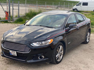 Ford Fusion foto 2