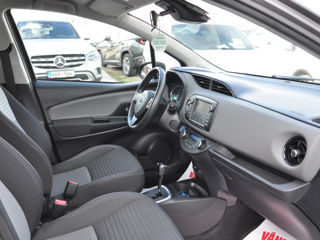 Toyota Yaris foto 11