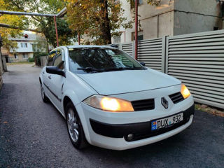 Renault Megane foto 4