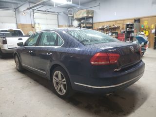 Volkswagen Passat foto 3