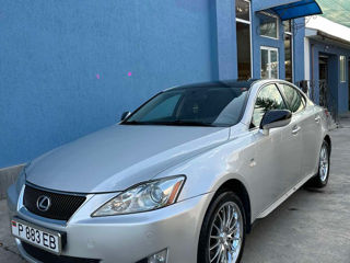 Lexus IS Series