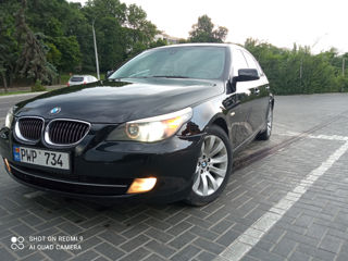 BMW 5 Series foto 10