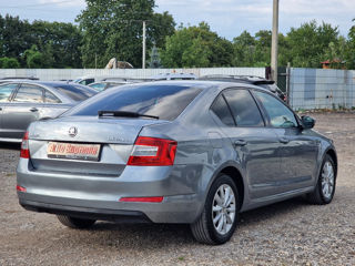 Skoda Octavia foto 6