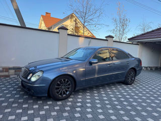 Mercedes E-Class