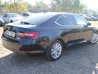 Skoda Superb foto 4