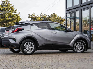 Toyota C-HR foto 5