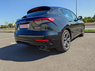 Maserati Levante foto 4