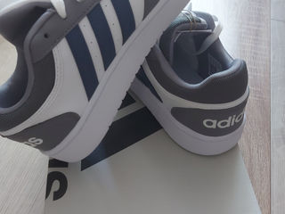 Adidas 39.5 foto 4