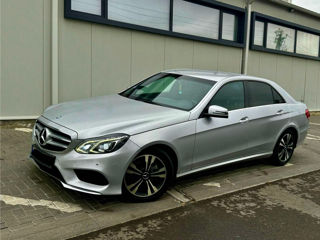 Chirie auto  mercedes e class w212