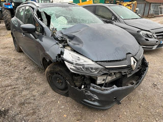 Renault Clio foto 9