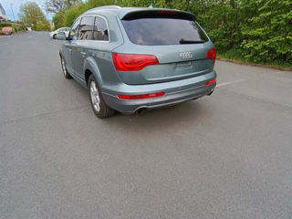 Audi Q7 foto 2