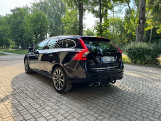 Volvo V60 foto 3