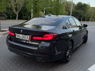 BMW 5 Series foto 4