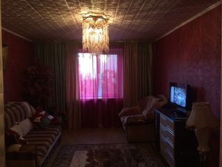 Продаю 2-х комн. кв .срочно foto 1